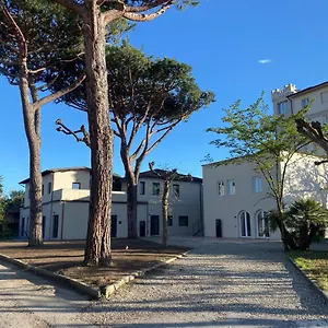 3* Hotel Re Versiliana Junior-house